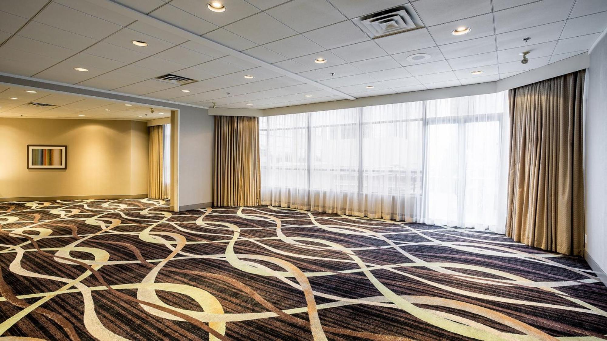 Holiday Inn Express Vancouver-Metrotown Burnaby Ngoại thất bức ảnh